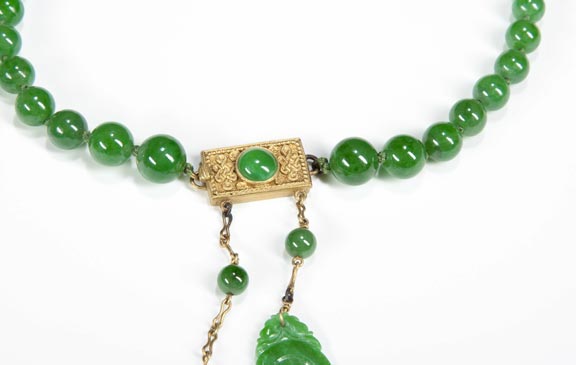 imperial jade necklaces sell for $132,000